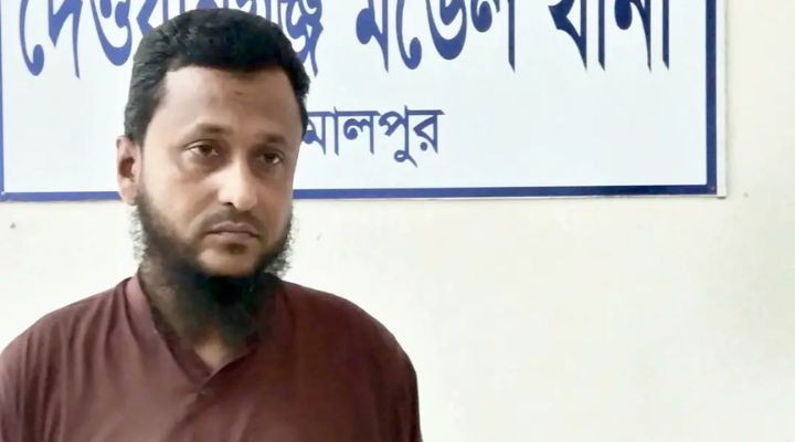 তৃতীয় শ্রেণির ছাত্রীকে ধর্ষণের চেষ্টা, মাদরাসা শিক্ষক আটক